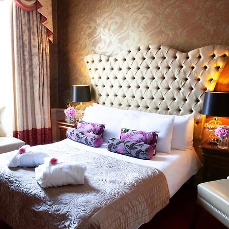 Greville Arms Hotel Μουλινγκάρ Εξωτερικό φωτογραφία